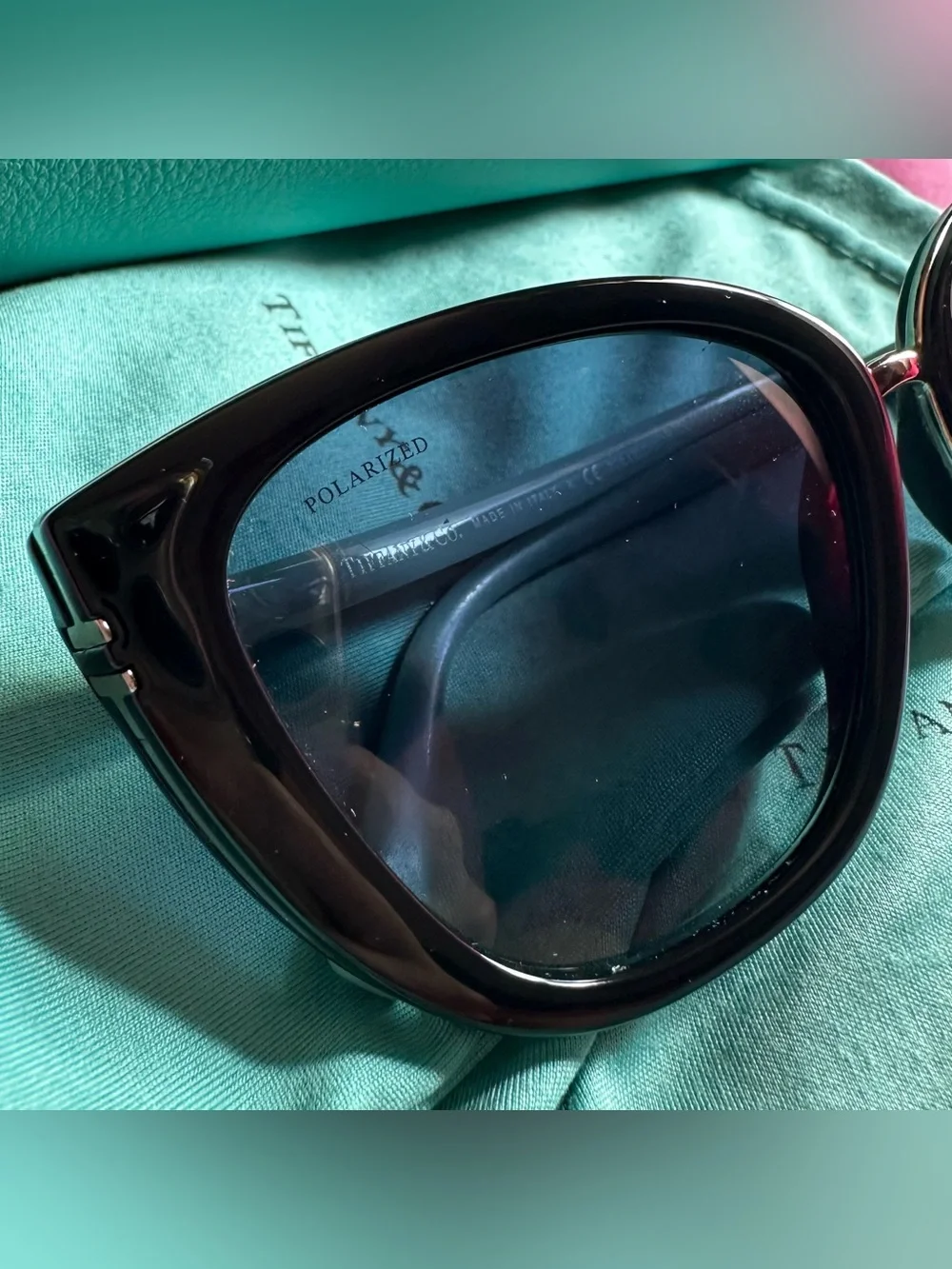 Tiffany & Co. Blue Black Polarized Tiffany’s T Collection Case/Dustbag/Cloth